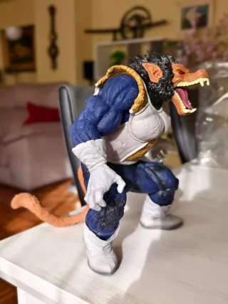 Figura Dragon Ball Z Ozaru Vegeta