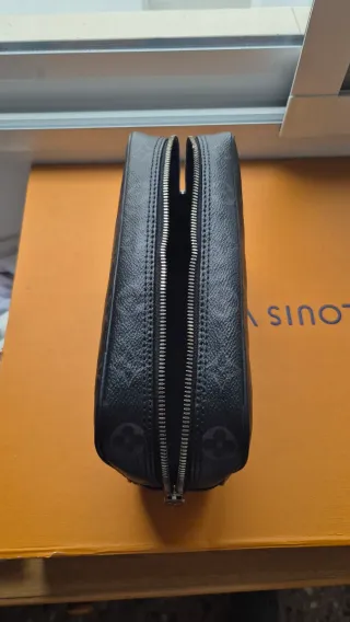 Neceser Louis Vuitton Monogram Eclipse GM