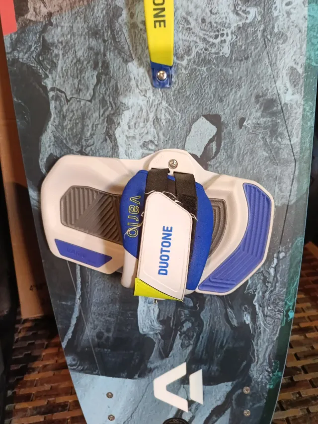 Tabla Kite Duotone 134