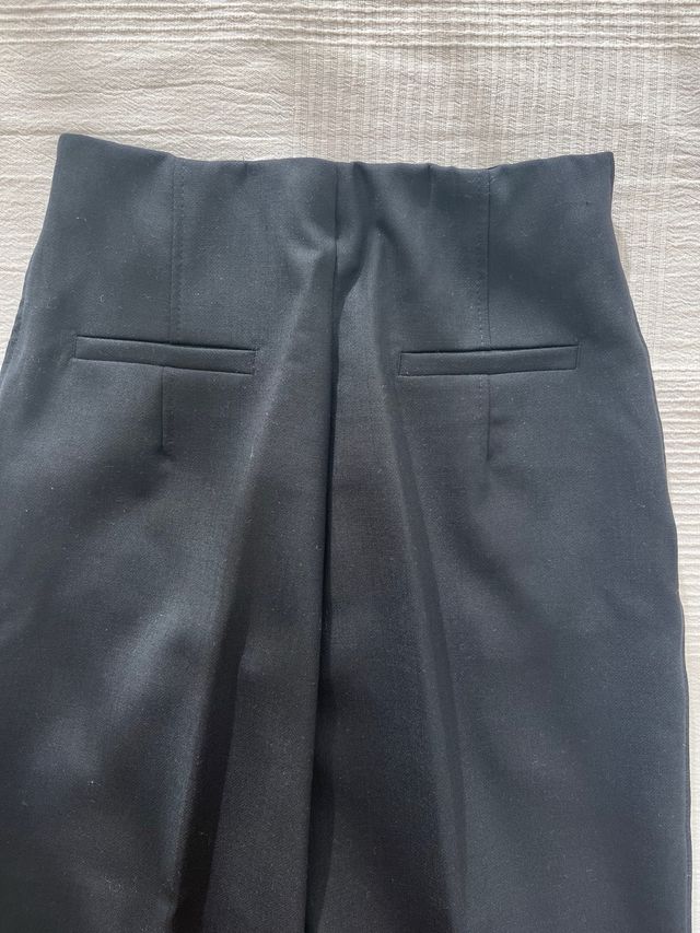 Pantalones Massimo Dutti negros entallados