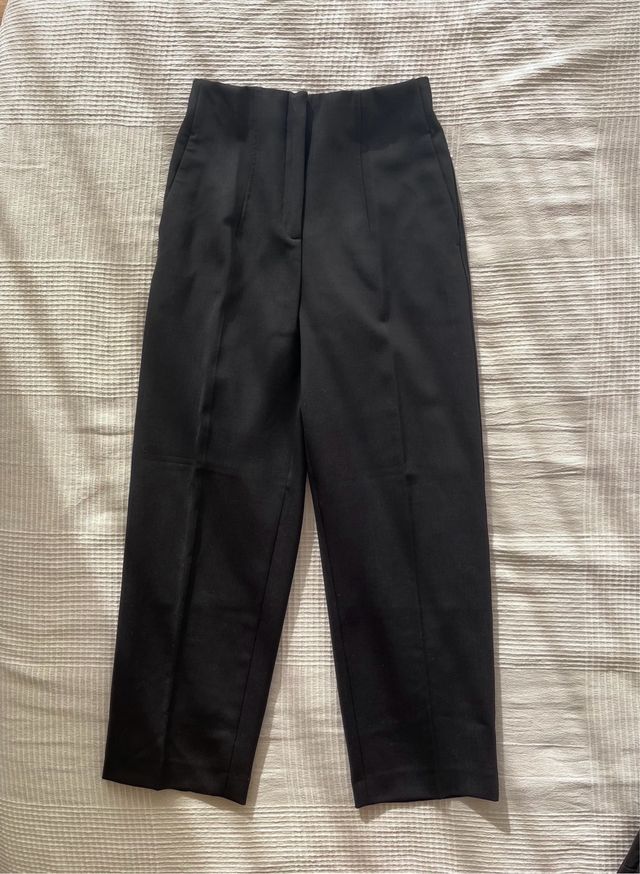 Pantalones Massimo Dutti negros entallados