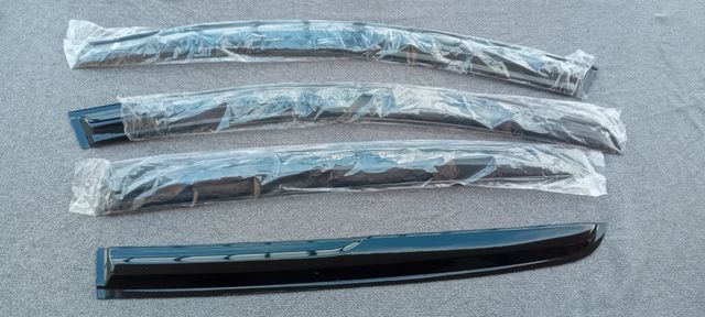 Deflectores de aire para ventanas de coche