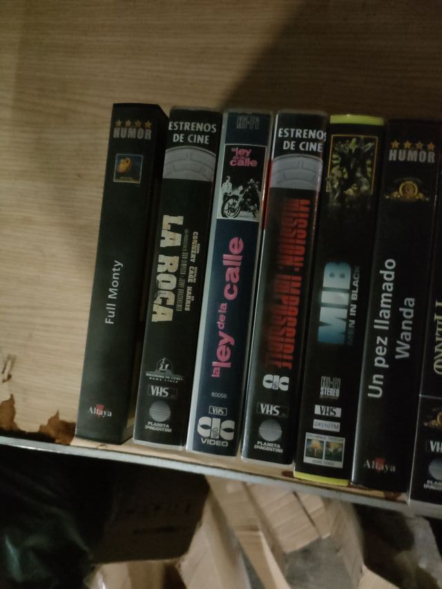 Lote de 12 Películas VHS Variadas