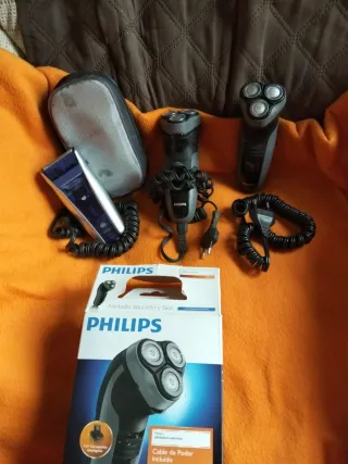 Máquinas de afeitar Philips y Braun