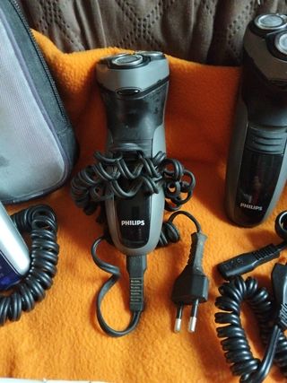 Máquinas de afeitar Philips y Braun