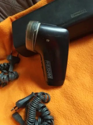 Máquinas de afeitar Philips y Braun