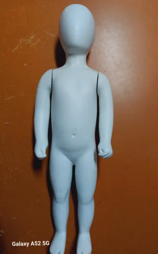Maniquí bebé niño 12 meses