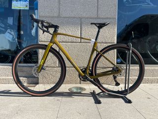 CUBE NUROAD C62 PRO 2025 Talla M