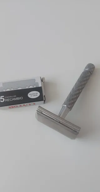 Maquinilla Afeitar Antigua Gillette + Cuchillas