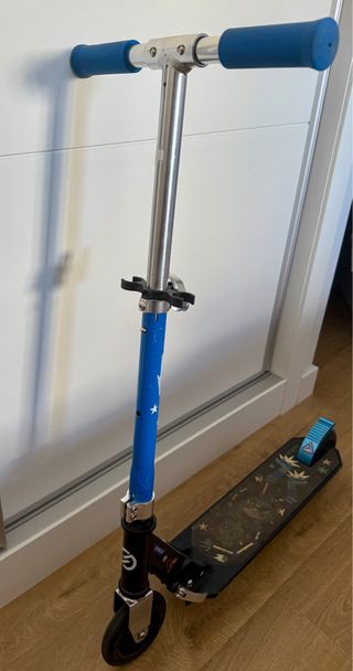 Patinete infantil azul