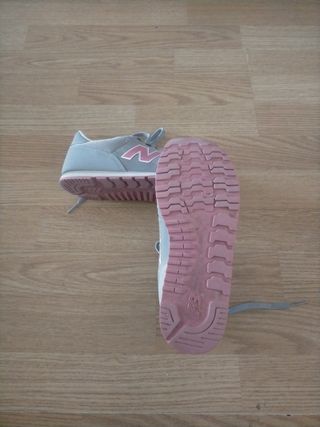 Zapatillas New Balance 373 Talla 36