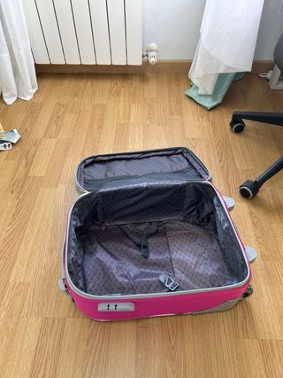 Maleta de viaje rosa