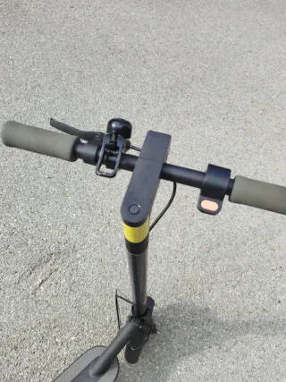 Patinete Eléctrico Xiaomi Mi Essential 