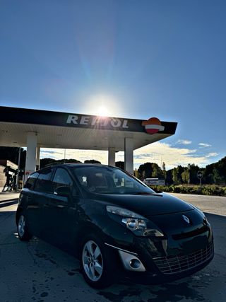 Renault Scenic 2011