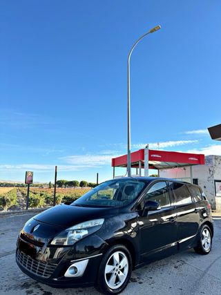 Renault Scenic 2011