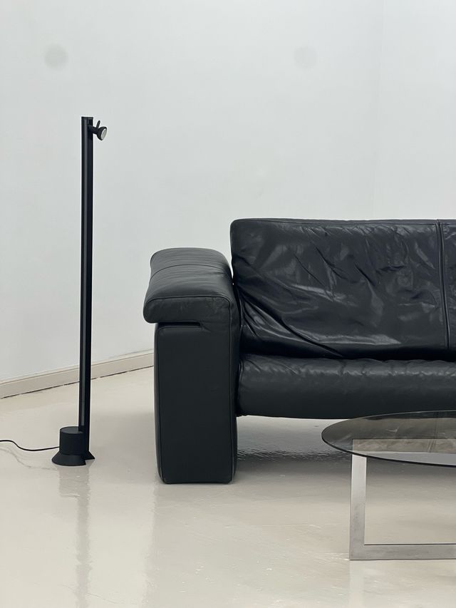 Sofá Modelo “6800” Rolf Benz Piel Negro 2000’s