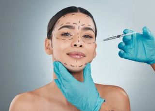 Busco colaboradora medico estética