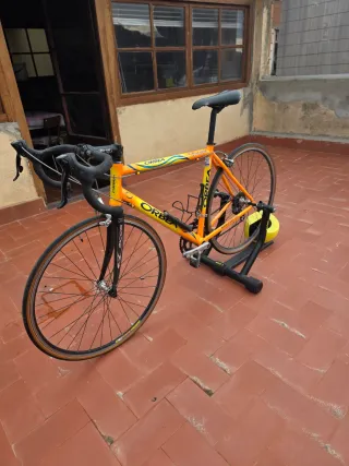 Bicicleta Orbea + Rodillo Interactivo