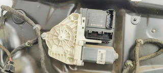 ELEVALUNAS DELANTERO DERECHO VOLKSWAGEN PASSAT BE