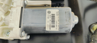 ELEVALUNAS DELANTERO DERECHO VOLKSWAGEN PASSAT BE
