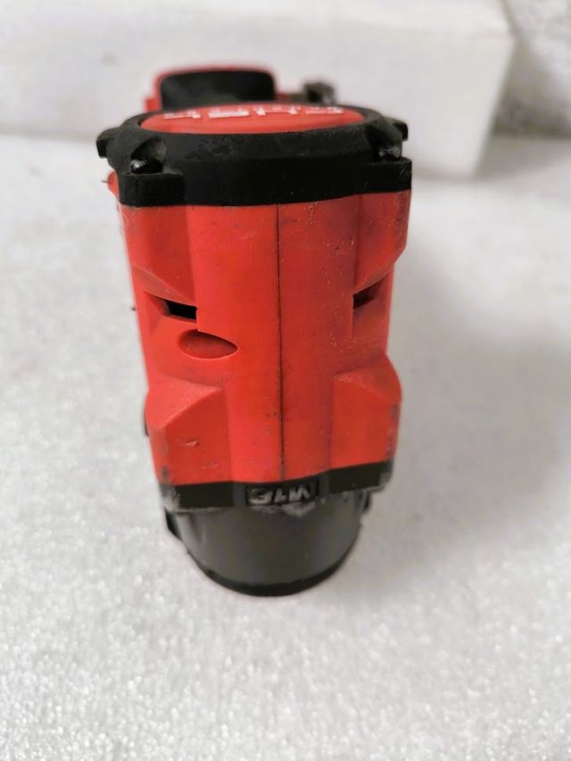 Llave de Impacto Milwaukee M18 FMTIW2F12 - 881Nm