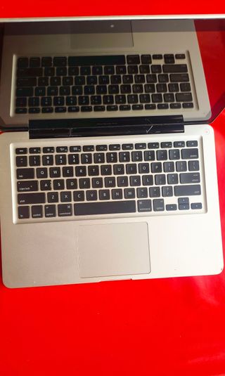 MacBook Pro i5 | 16GB RAM | 240 GB SSD