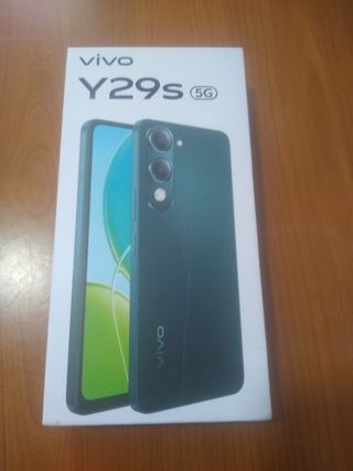 Telefono cellulare verde Vivo Y29s 5G