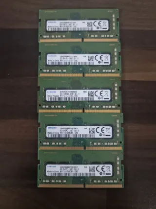 Samsung DDR4 8GB 2400MHz Módulo RAM