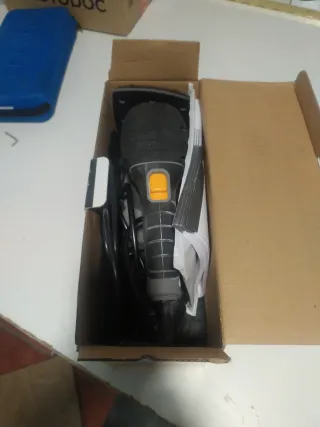 Lijadora Eléctrica Titan 200W