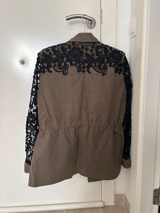 Chaqueta militar encaje mujer