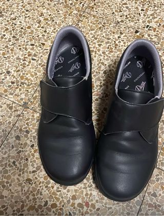 Zapatos camarera negros talla 38