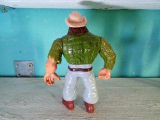 Figura WWF hasbro Skinner 