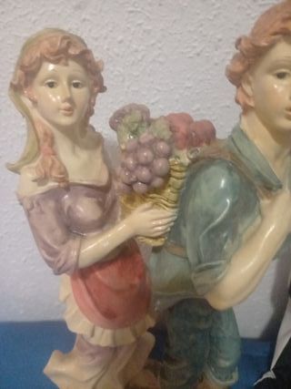 Lote 2 figuras antiguas decorativas