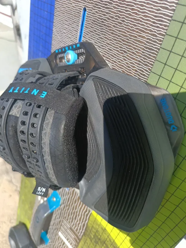 Tabla Kitesurf Duotone Select 135cm