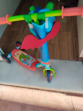 Patinete infantil 3 ruedas dinosaurio