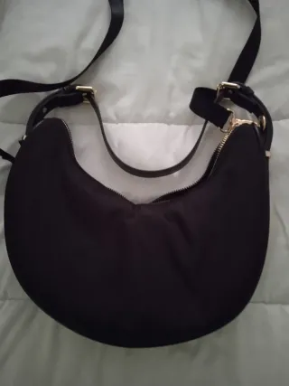 Sin estrenar bolso stradivarius 
