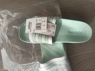 Chanclas Adidas Adilette Shower verdes