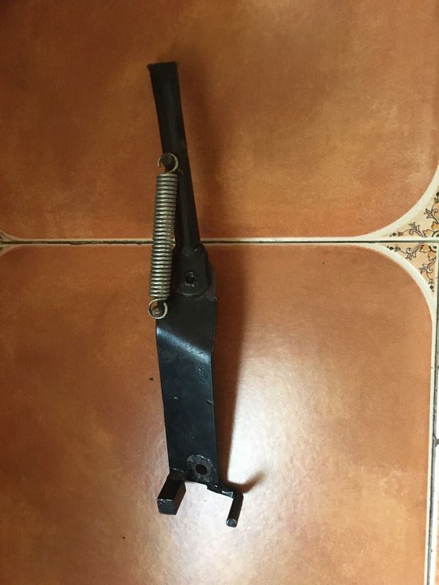 Caballete lateral moto / Pata cabra