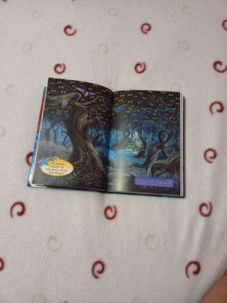 Regreso al Reino de la Fantasía: ¡Libro con olo...