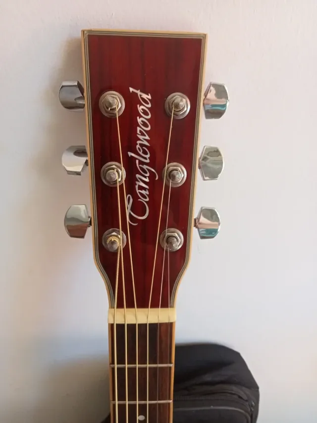 Guitarra Tanglewood Acústica Roja