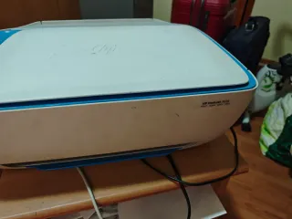 Impresora HP Azul y Blanca
