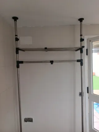 Perchero Colgador Metálico Ajustable