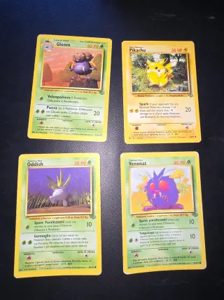 Carte Pokémon Set Jungle - Gloom, Pikachu, Oddish,