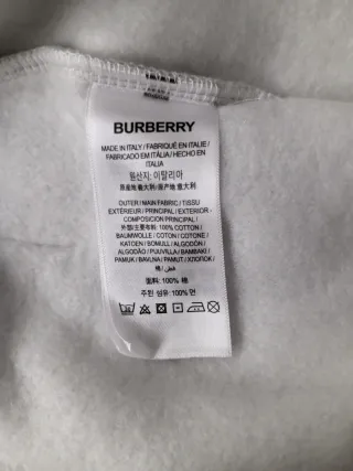 Sudadera Burberry con cremallera gris