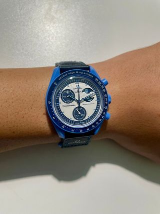 Omega x Swatch Moonwatch Superblue