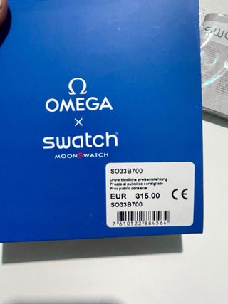 Omega x Swatch Moonwatch Superblue