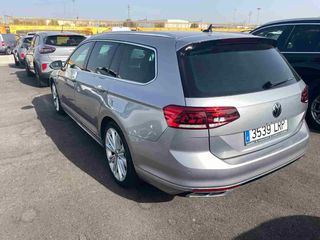 Volkswagen Passat 2021