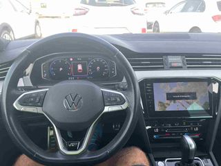 Volkswagen Passat 2021