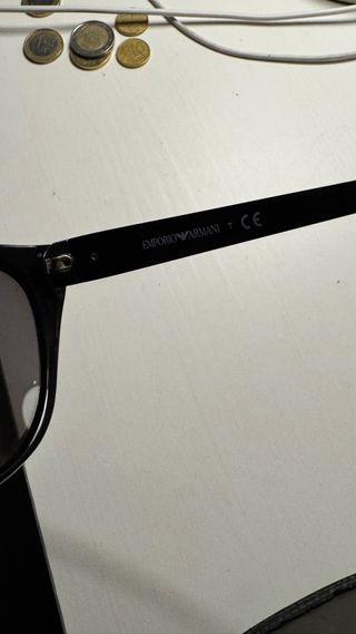 Gafas de sol Emporio Armani negras y plateadas