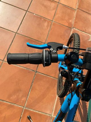 Bicicleta B'TWIN Rockrider 500